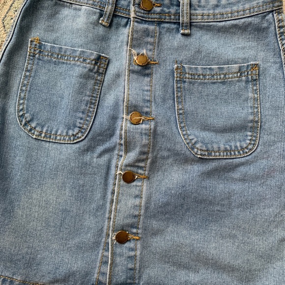 Jean mini skirt - Picture 2 of 4